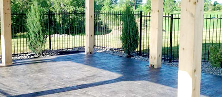Pool patio landscaping